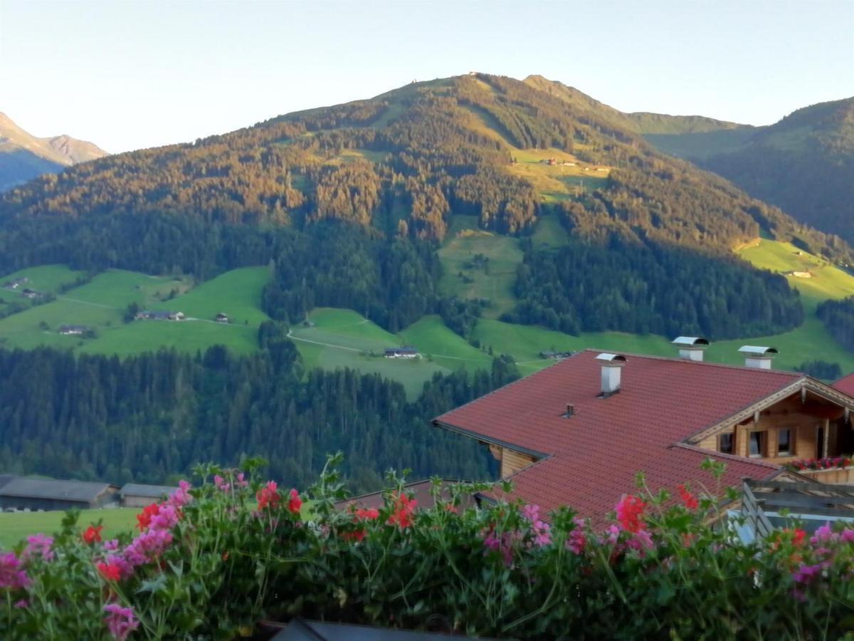 Haus Valentina Apartment Alpbach Bagian luar foto